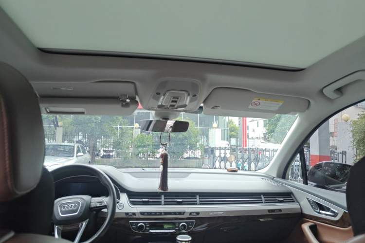 Used Audi Q7 2016 45 TFSI Technology Edition Headliner