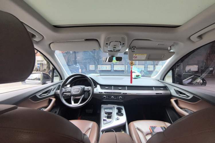 Used Audi Q7 2016 40 TFSI S line Sport Edition Headliner
