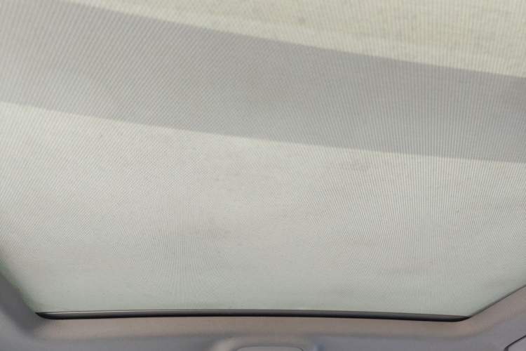 Used Audi Q7  Headliner