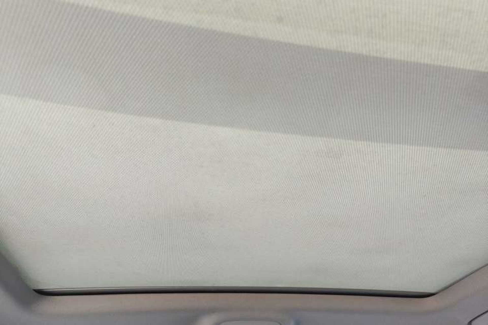 Used Audi Q7  Headliner