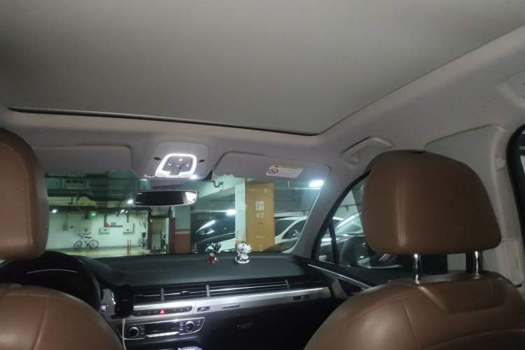 Used Audi Q7 2016 40 TFSI S line Sport Edition Headliner