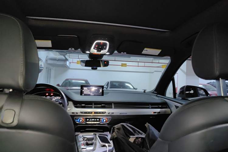 Used Audi Q7 2016 3.0 TFSI parallel import Headliner