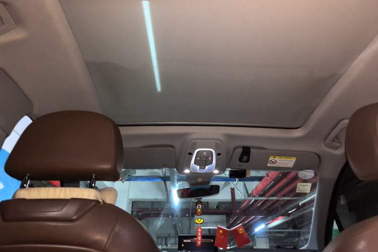 Used Audi Q7 2016 40 TFSI Comfort Model Headliner