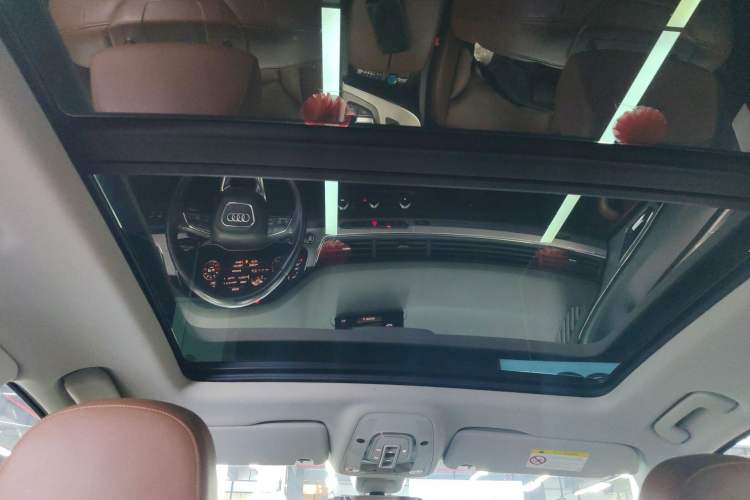 Used Audi Q7 2016 45 TFSI Technology Edition Headliner
