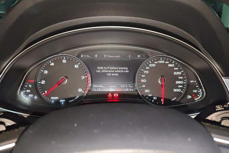 Used Audi Q7  Instrument Cluster