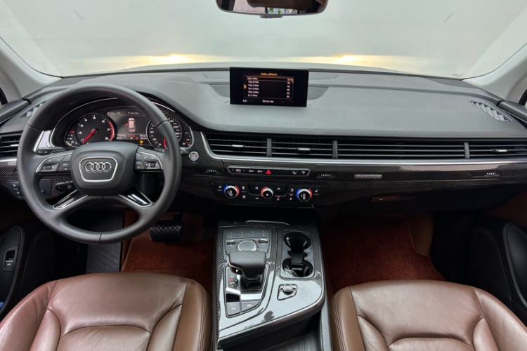 Used Audi Q7 2016 3.0 TFSI parallel import Interior 4