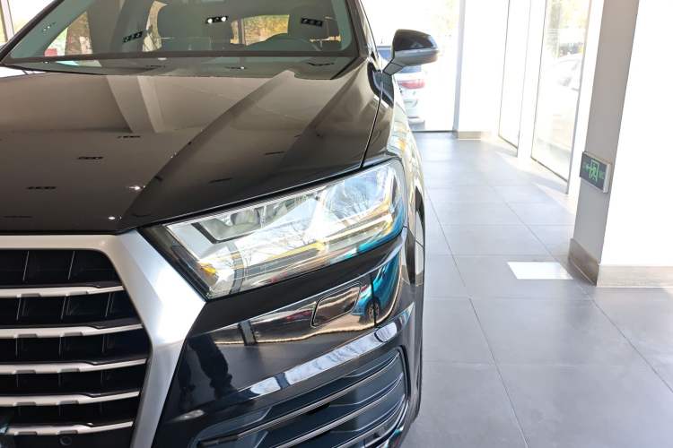 Used Audi Q7 2016 40 TFSI S line Sport Edition Left Front Headlight