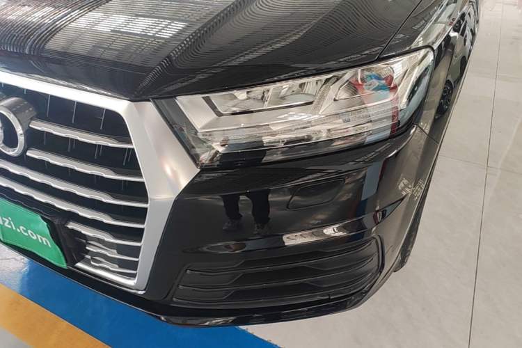 Used Audi Q7 2016 40 TFSI Comfort Model Left Front Headlight