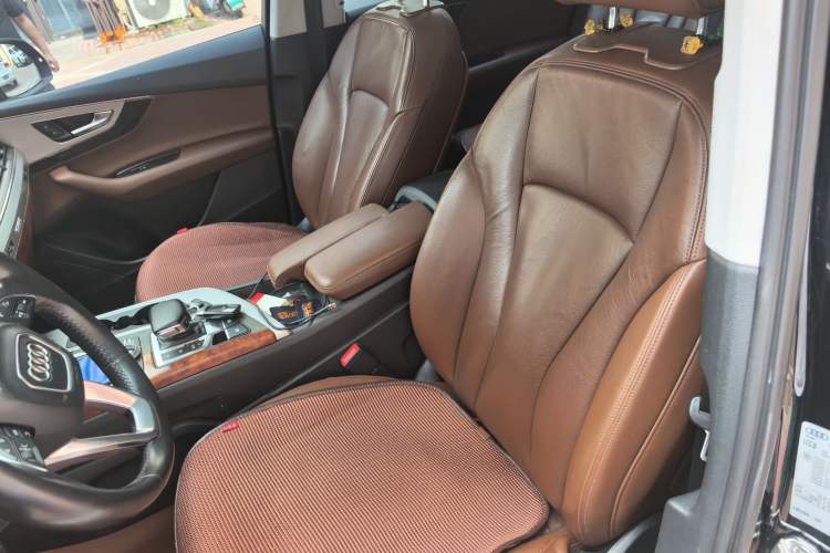 Used Audi Q7 2016 40 TFSI Comfort Model Left Front Seat