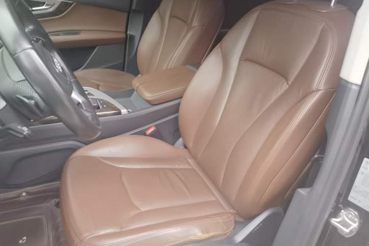 Used Audi Q7 2016 45 TFSI Technology Edition Left Front Seat