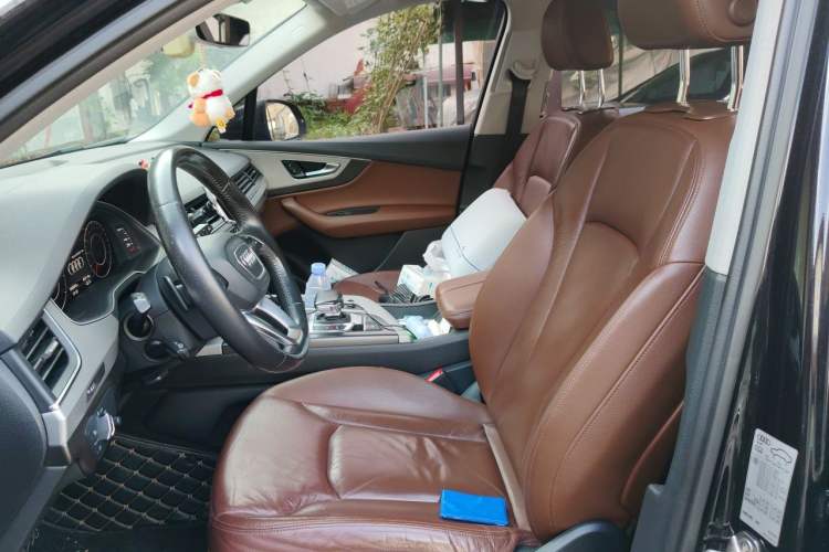 Used Audi Q7 2016 40 TFSI S line Sport Edition Left Front Seat