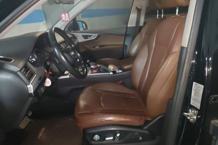 Used Audi Q7 2016 40 TFSI Comfort Model Left Front Seat