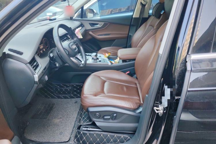 Used Audi Q7 2016 45 TFSI Technology Edition Left Front Seat