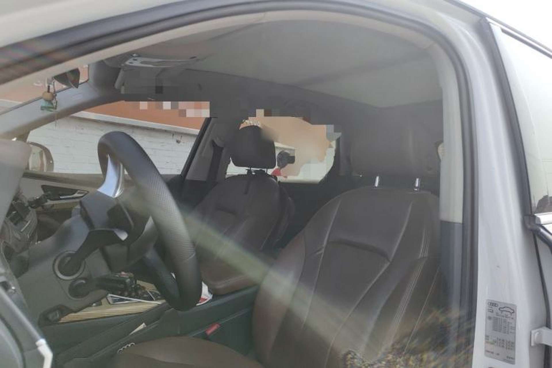 Used Audi Q7  Left Front Seat