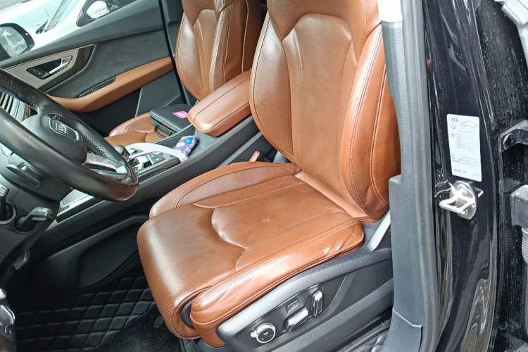 Used Audi Q7 2016 45 TFSI S line Prestige Edition Left Front Seat