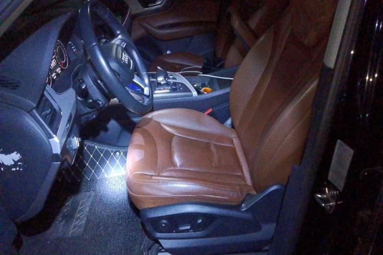 Used Audi Q7 2016 45 TFSI Technology Edition Left Front Seat