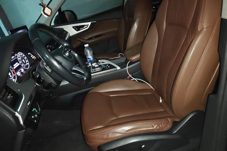 Used Audi Q7 2016 40 TFSI Comfort Model Left Front Seat