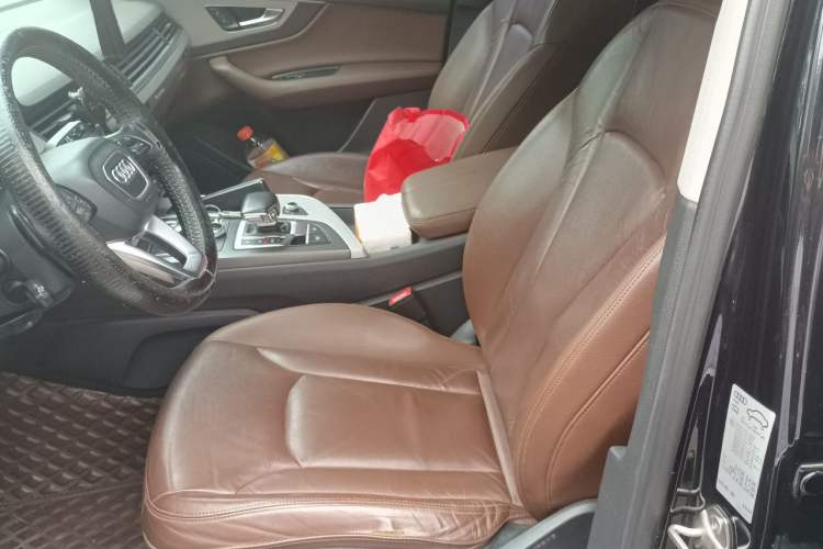 Used Audi Q7 2016 40 TFSI Comfort Model Left Front Seat