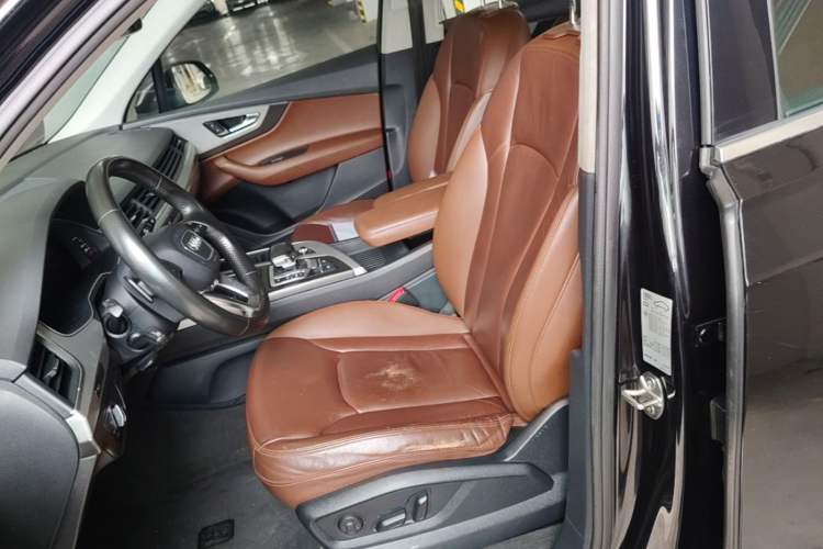 Used Audi Q7 2016 45 TFSI Technology Edition Left Front Seat