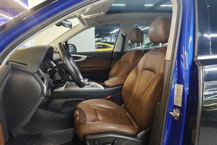 Used Audi Q7 2016 40 TFSI S line Sport Edition Left Front Seat