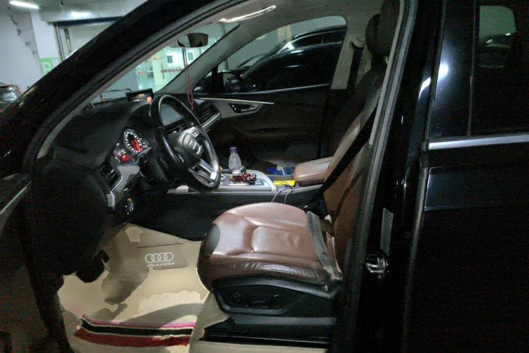 Used Audi Q7 2016 40 TFSI Comfort Model Left Front Seat