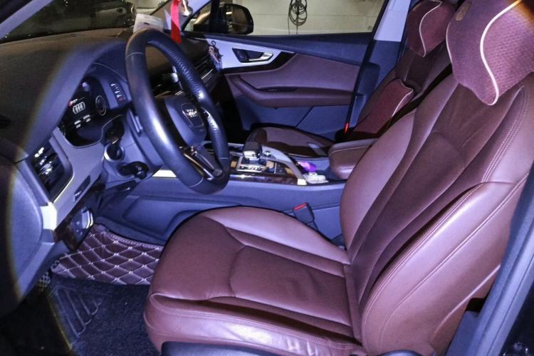 Used Audi Q7 2016 45 TFSI Technology Edition Left Front Seat