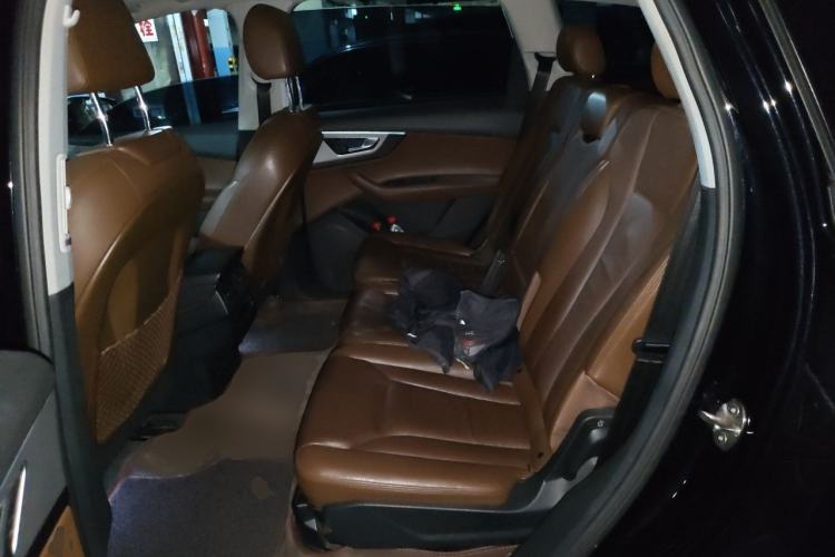 Used Audi Q7 2016 45 TFSI Technology Edition Left Rear Seat