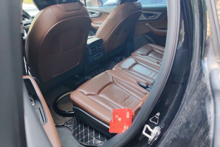 Used Audi Q7 2016 45 TFSI Technology Edition Left Rear Seat