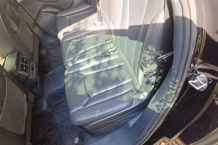 Used Audi Q7 2016 45 TFSI Technology Edition Left Rear Seat
