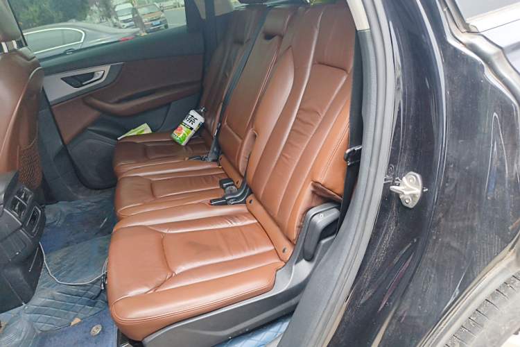 Used Audi Q7 2016 40 TFSI S line Sport Edition Left Rear Seat
