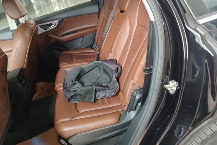 Used Audi Q7 2016 45 TFSI Technology Edition Left Rear Seat