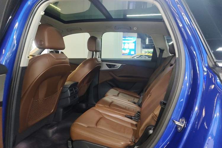 Used Audi Q7 2016 40 TFSI S line Sport Edition Left Rear Seat