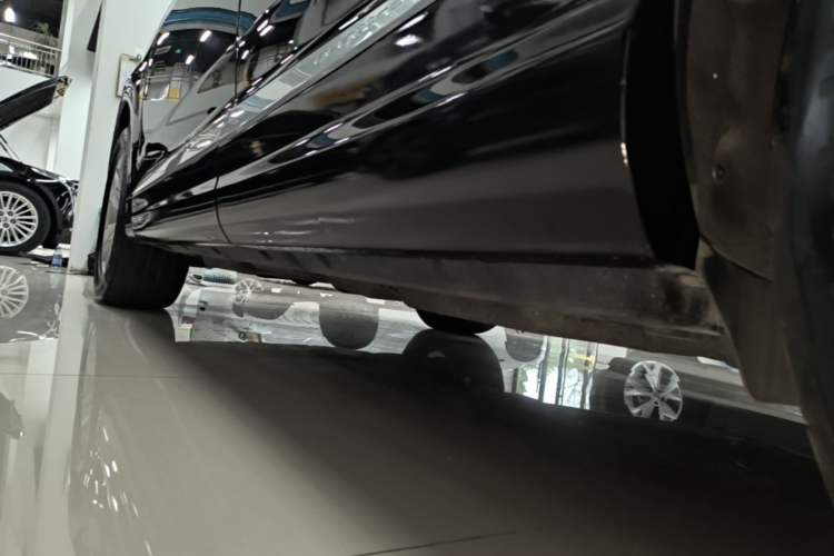 Used Audi Q7 2016 3.0 TFSI parallel import Left Side Sill