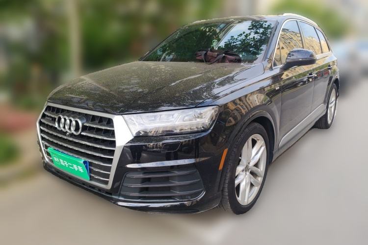 Used Audi Q7 2016 3.0 TFSI 7 seats parallel import Guazi used car, China used car export, Used car for sale, Used cars, Cheapest cars for sale