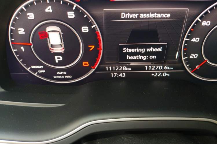 Used Audi Q7 2016 3.0 TFSI 7 seats parallel import Odometer Close Up