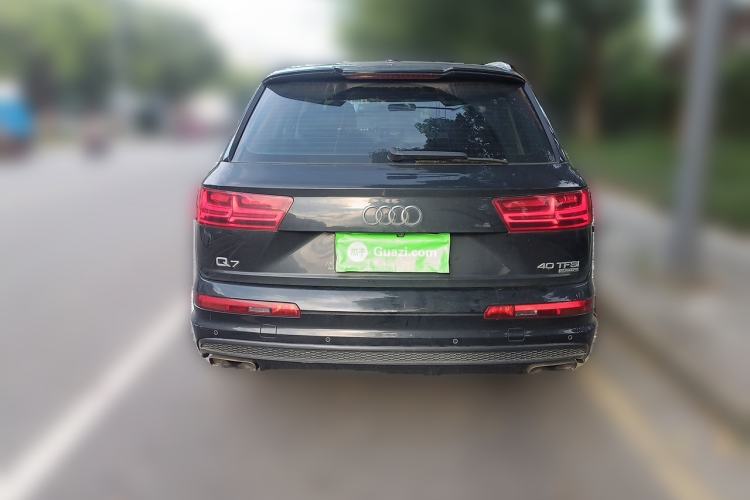 Used Audi Q7 2016 40 TFSI Comfort Model Rear