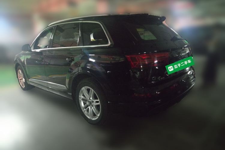 Used Audi Q7 2016 40 TFSI Comfort Model Rear Left 45 Deg