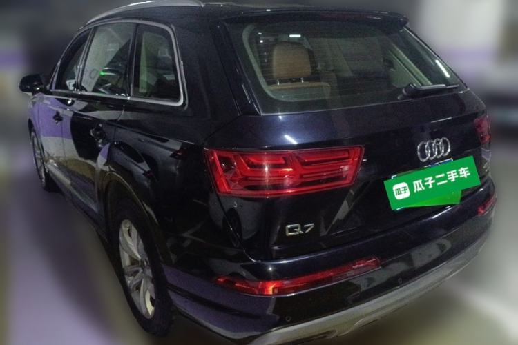 Used Audi Q7 2016 45 TFSI Technology Edition Rear Left 45 Deg