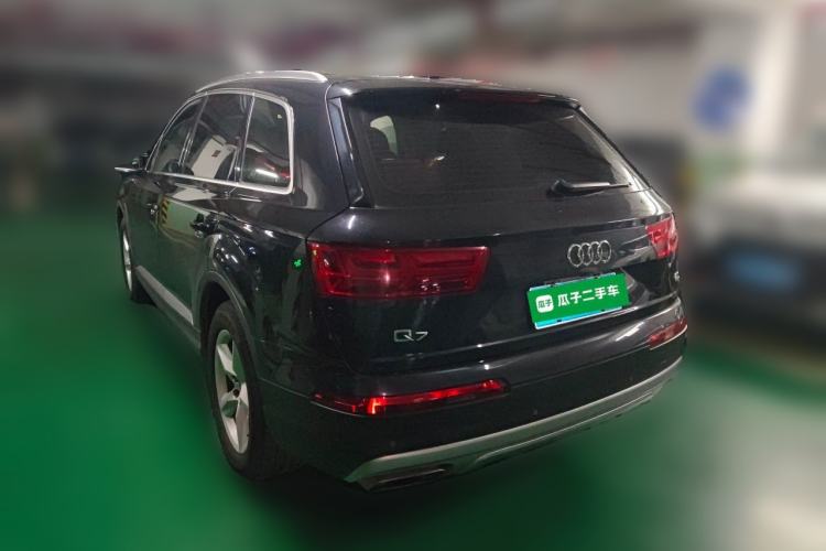 Used Audi Q7  Rear Left 45 Deg