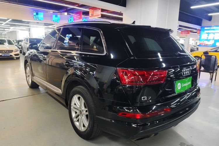 Used Audi Q7 2016 40 TFSI S line Sport Edition Rear Left 45 Deg