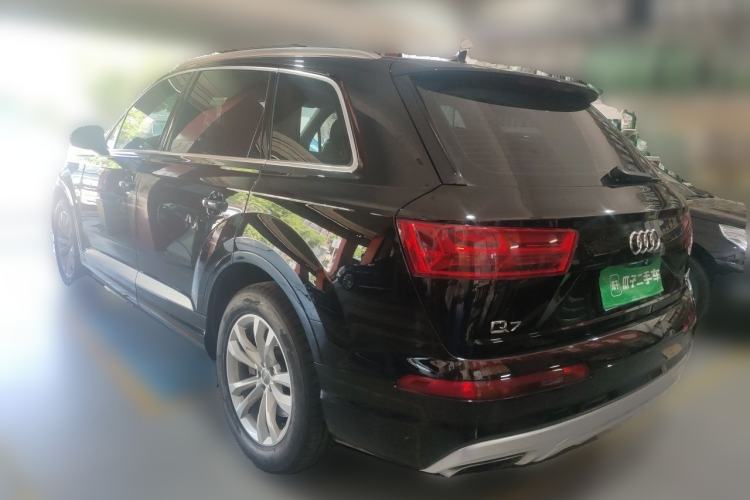 Used Audi Q7 2016 45 TFSI Technology Edition Rear Left 45 Deg