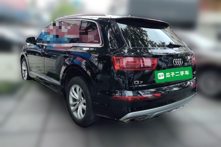 Used Audi Q7 2016 40 TFSI Comfort Model Rear Left 45 Deg