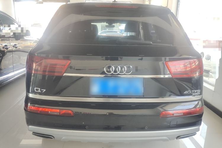 Used Audi Q7 2016 40 TFSI Comfort Model Rear