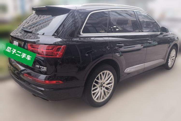Used Audi Q7 2016 45 TFSI Technology Edition Rear Right 45 Deg