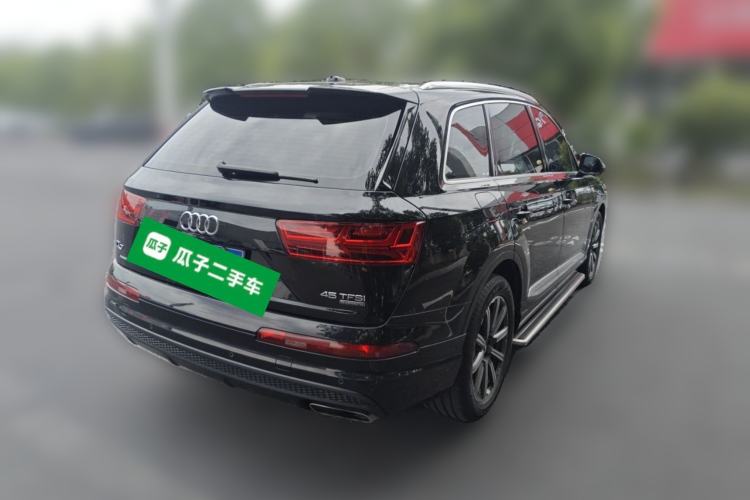 Used Audi Q7 2016 45 TFSI Technology Edition Rear Right 45 Deg
