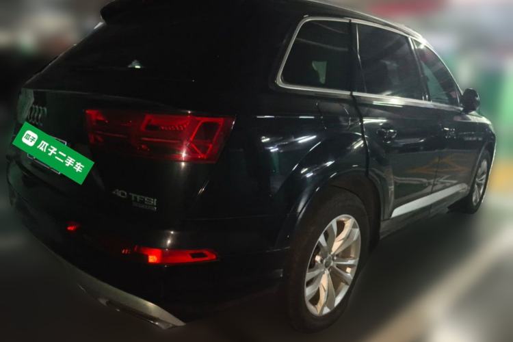 Used Audi Q7 2016 40 TFSI Comfort Model Rear Right 45 Deg