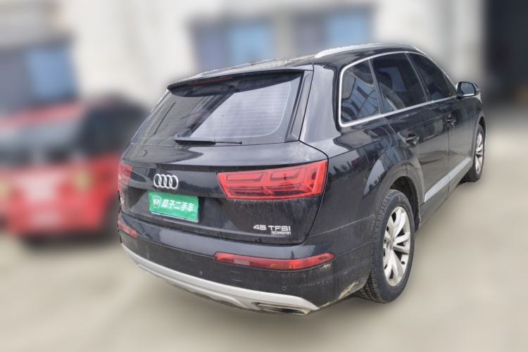 Used Audi Q7 2016 45 TFSI Technology Edition Rear Right 45 Deg