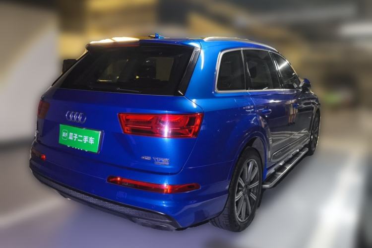 Used Audi Q7 2016 45 TFSI Technology Edition Rear Right 45 Deg