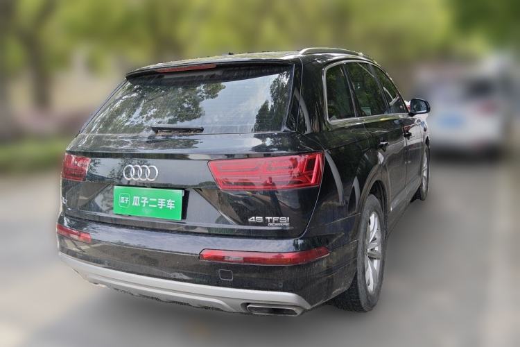 Used Audi Q7 2016 45 TFSI Technology Edition Rear Right 45 Deg