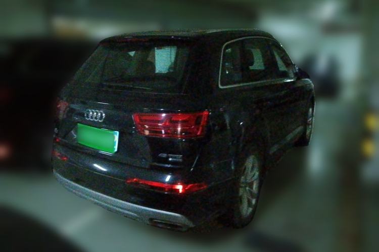 Used Audi Q7 2016 45 TFSI Technology Edition Rear Right 45 Deg